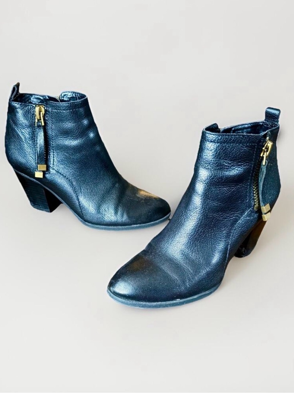 FRANCO SARTO Black Leather Booties Classic Western Ankle Zip Pointed Toe WMN 7.5
